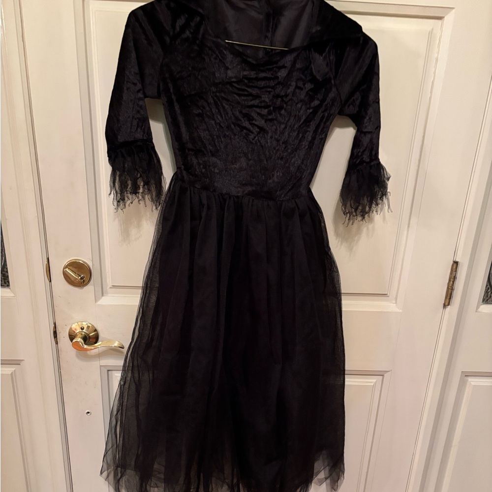 Girls enchanted witch costume size large 12/14
